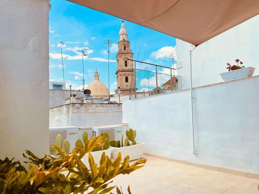 Torre Dalu' - A Due Passi Dalla Spiaggia Di Porta Vecchia, Con Terrazzo Privato E Netflix Monopoli Ngoại thất bức ảnh