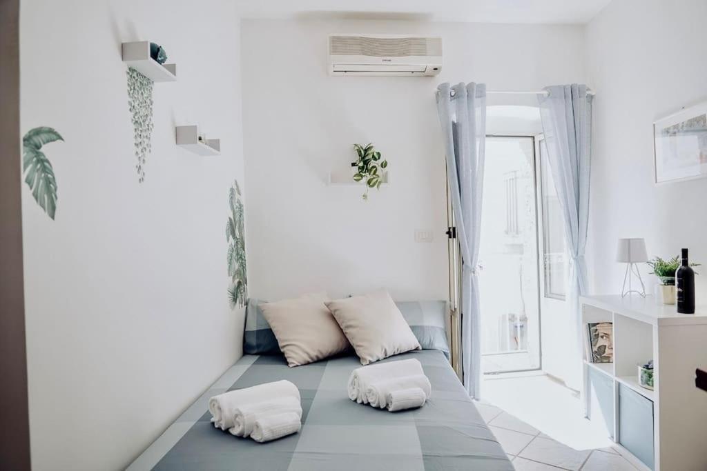 Torre Dalu' - A Due Passi Dalla Spiaggia Di Porta Vecchia, Con Terrazzo Privato E Netflix Monopoli Ngoại thất bức ảnh